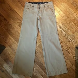 American Eagle Outfitters pants size 4